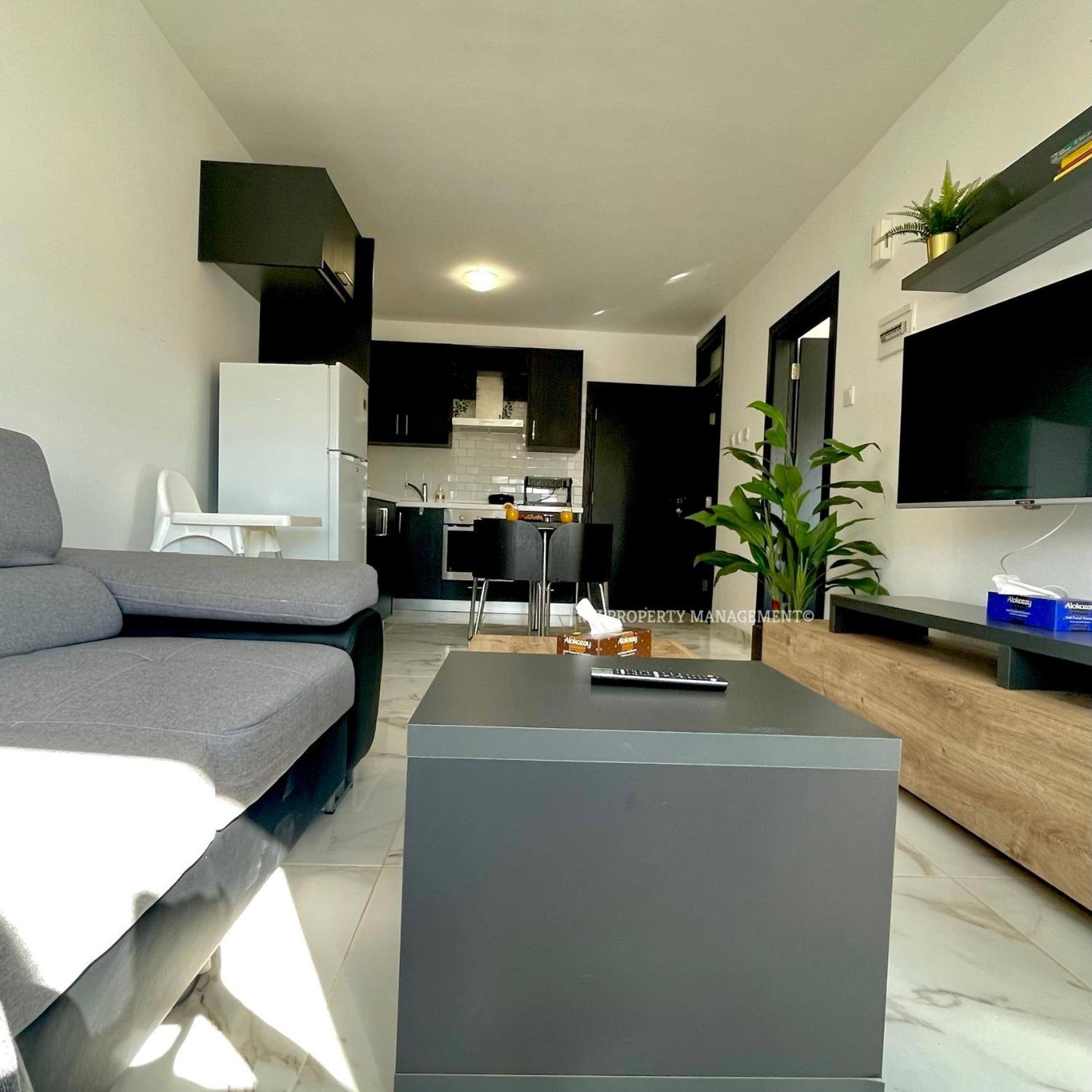 Mad Beach Protaras Ngoại thất bức ảnh